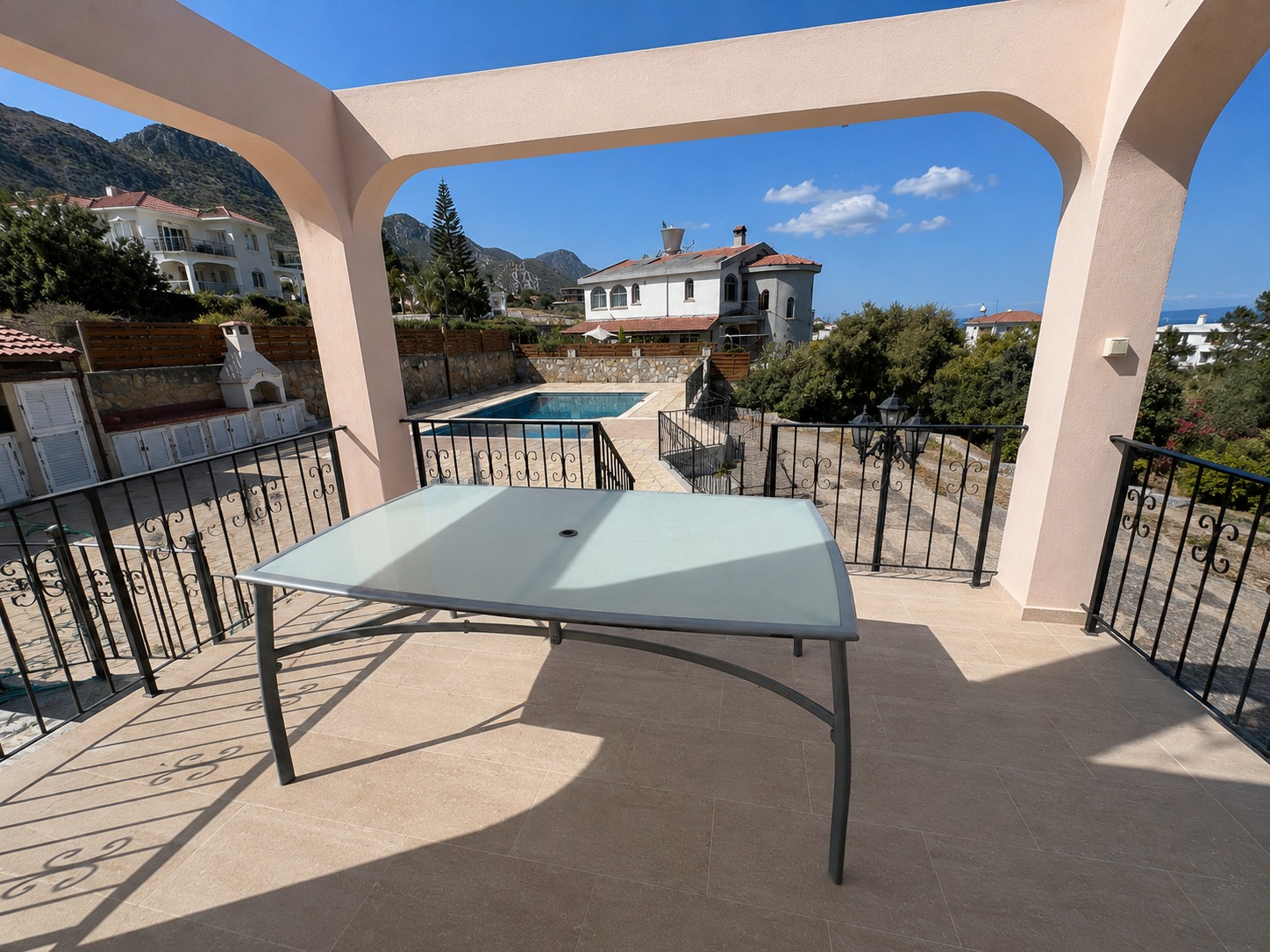 Beautiful 3 Bedroom Villa With A Private Pool Set In 1364 m²