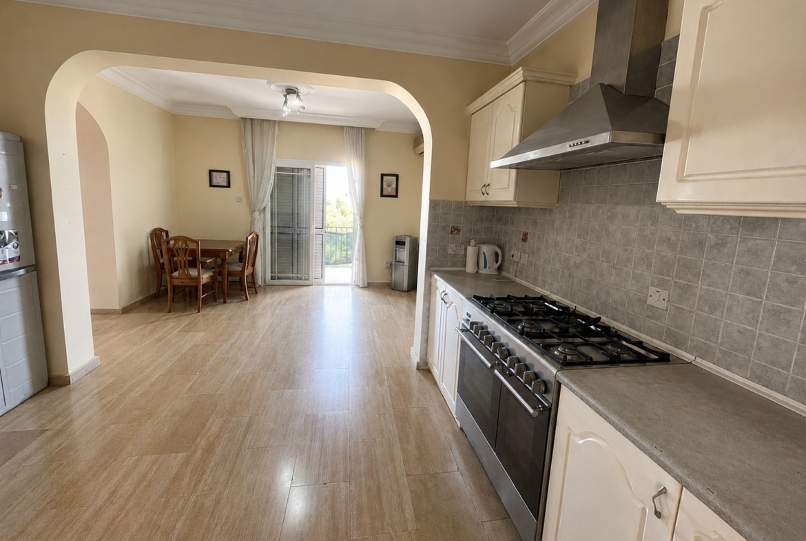Beautiful 3 Bedroom Villa With A Private Pool Set In 1364 m²