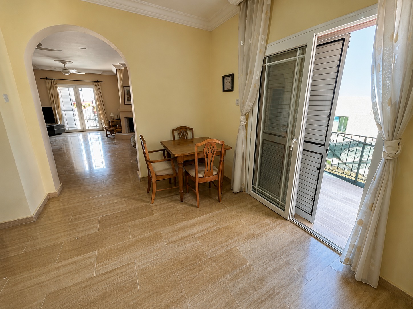 Beautiful 3 Bedroom Villa With A Private Pool Set In 1364 m²