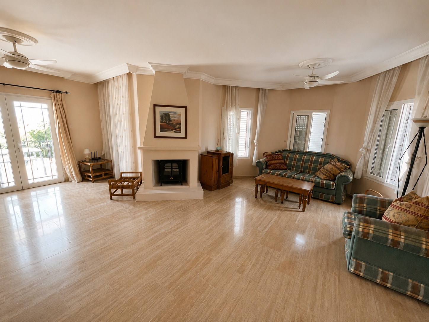 Beautiful 3 Bedroom Villa With A Private Pool Set In 1364 m²