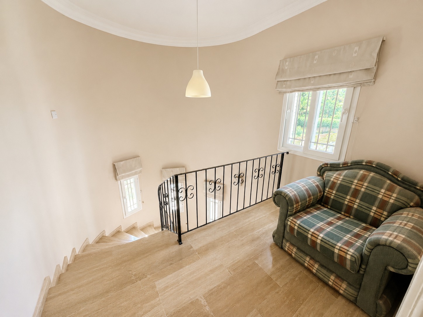 Beautiful 3 Bedroom Villa With A Private Pool Set In 1364 m²