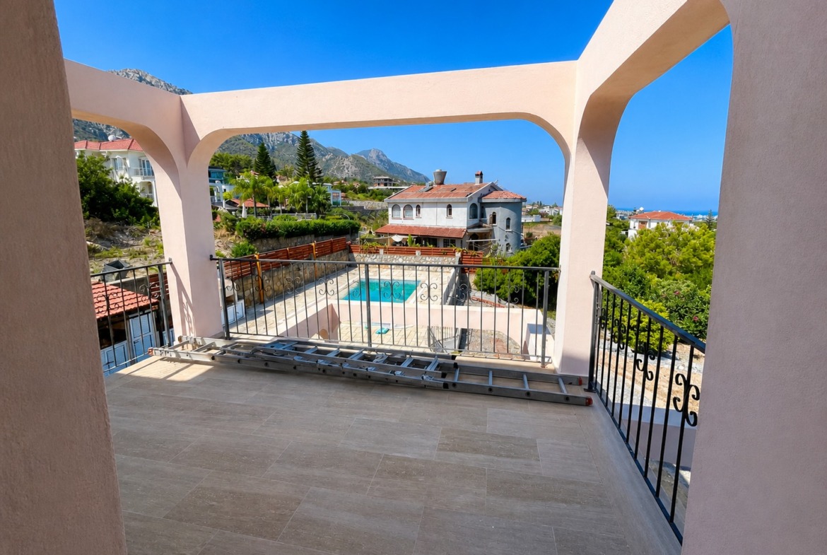 Beautiful 3 Bedroom Villa With A Private Pool Set In 1364 m²