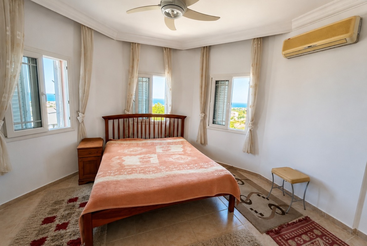 Beautiful 3 Bedroom Villa With A Private Pool Set In 1364 m²