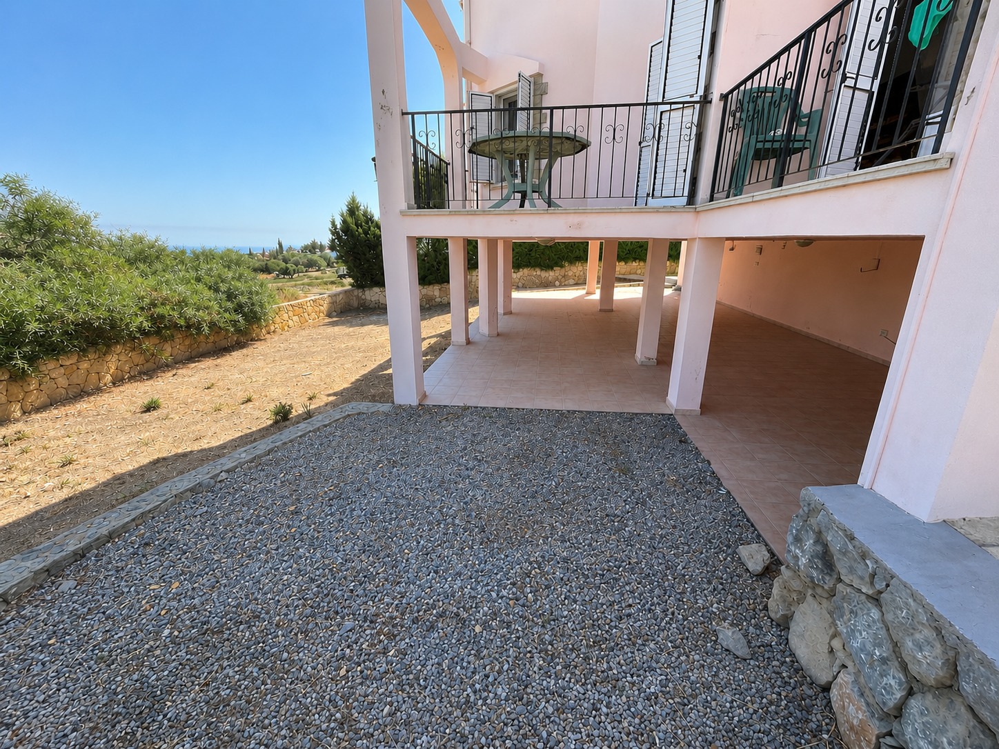 Beautiful 3 Bedroom Villa With A Private Pool Set In 1364 m²