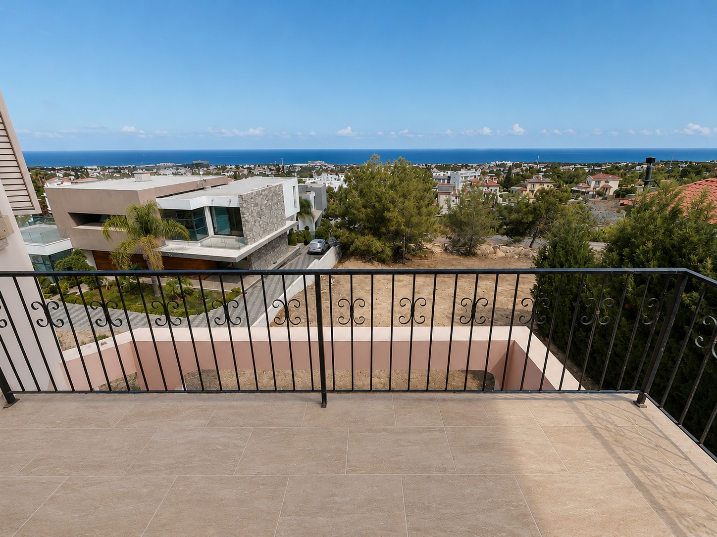 Beautiful 3 Bedroom Villa With A Private Pool Set In 1364 m²
