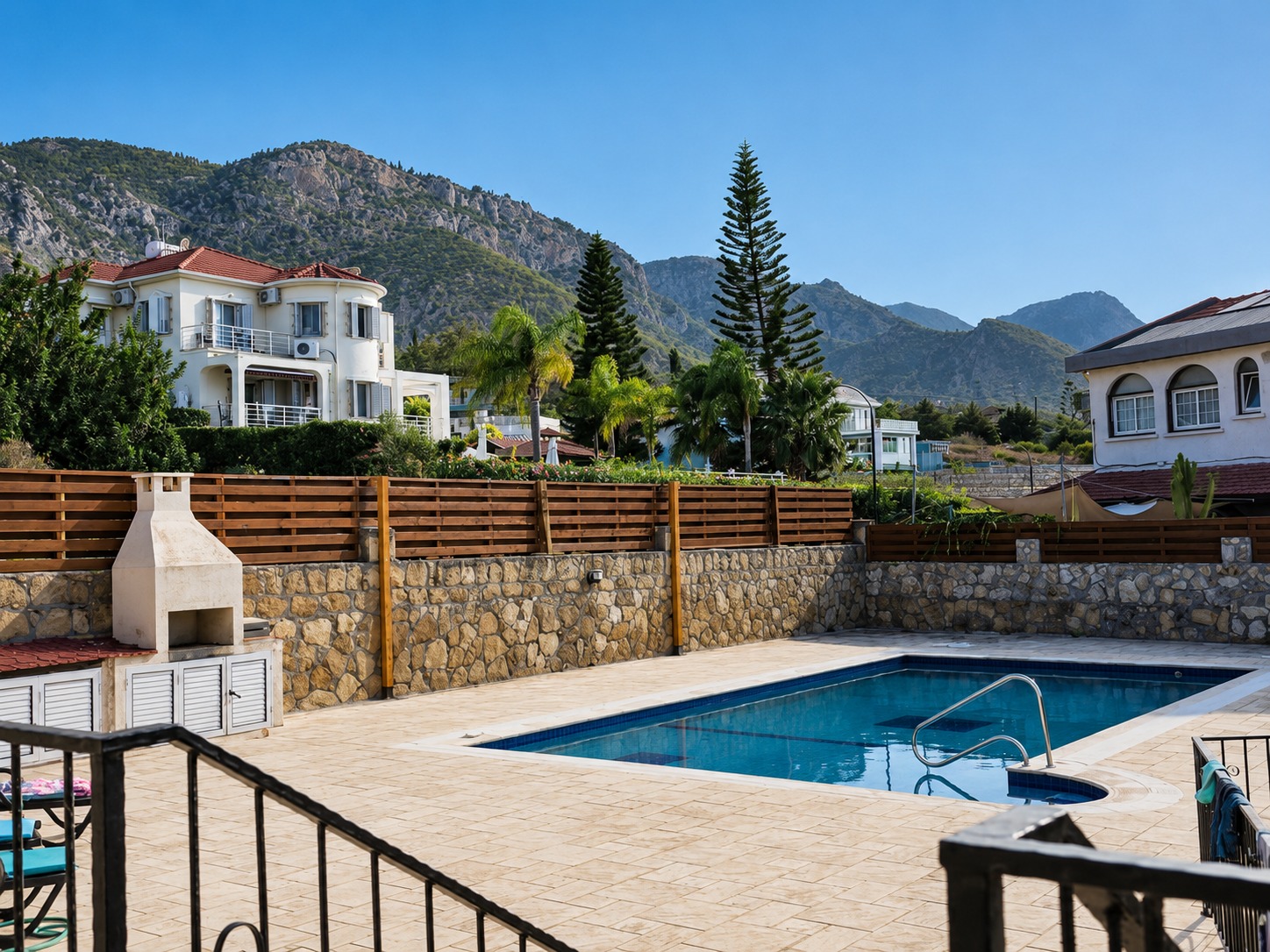 Beautiful 3 Bedroom Villa With A Private Pool Set In 1364 m²
