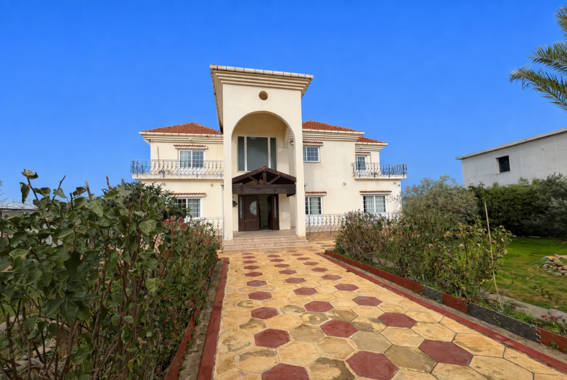 Gorgeous 4-Bedroom Villa On Large 1477 Sqm Turkish Title Plot In Akdeniz