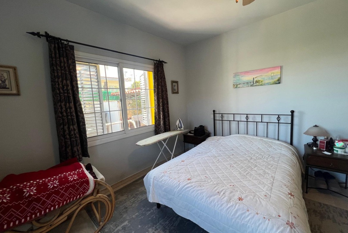 Beautiful 3 Bedroom Villa With Private Pool In The Heart Of Edremit