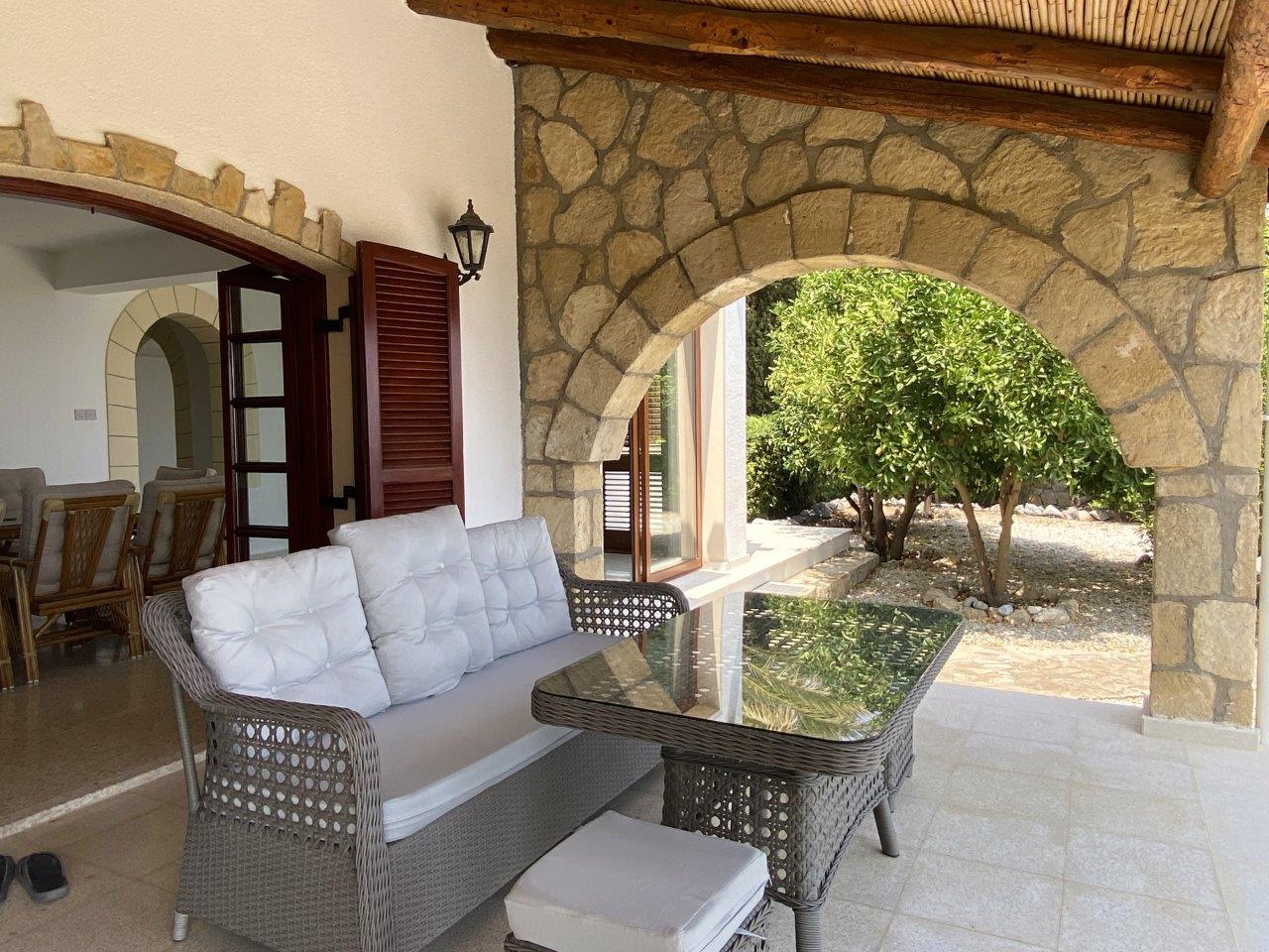 Stunning Turkish Title 4 Bedroom Villa With Spectacular Sea & Mountain Views In Lapta