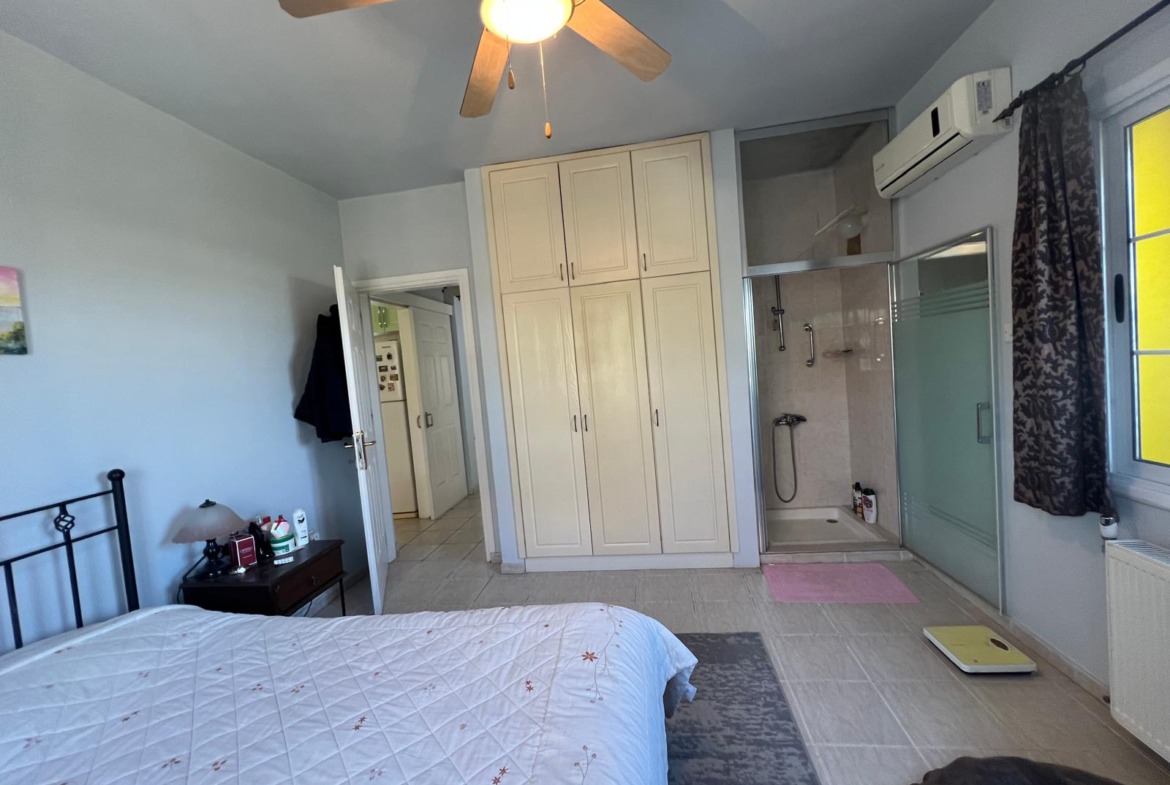 Beautiful 3 Bedroom Villa With Private Pool In The Heart Of Edremit
