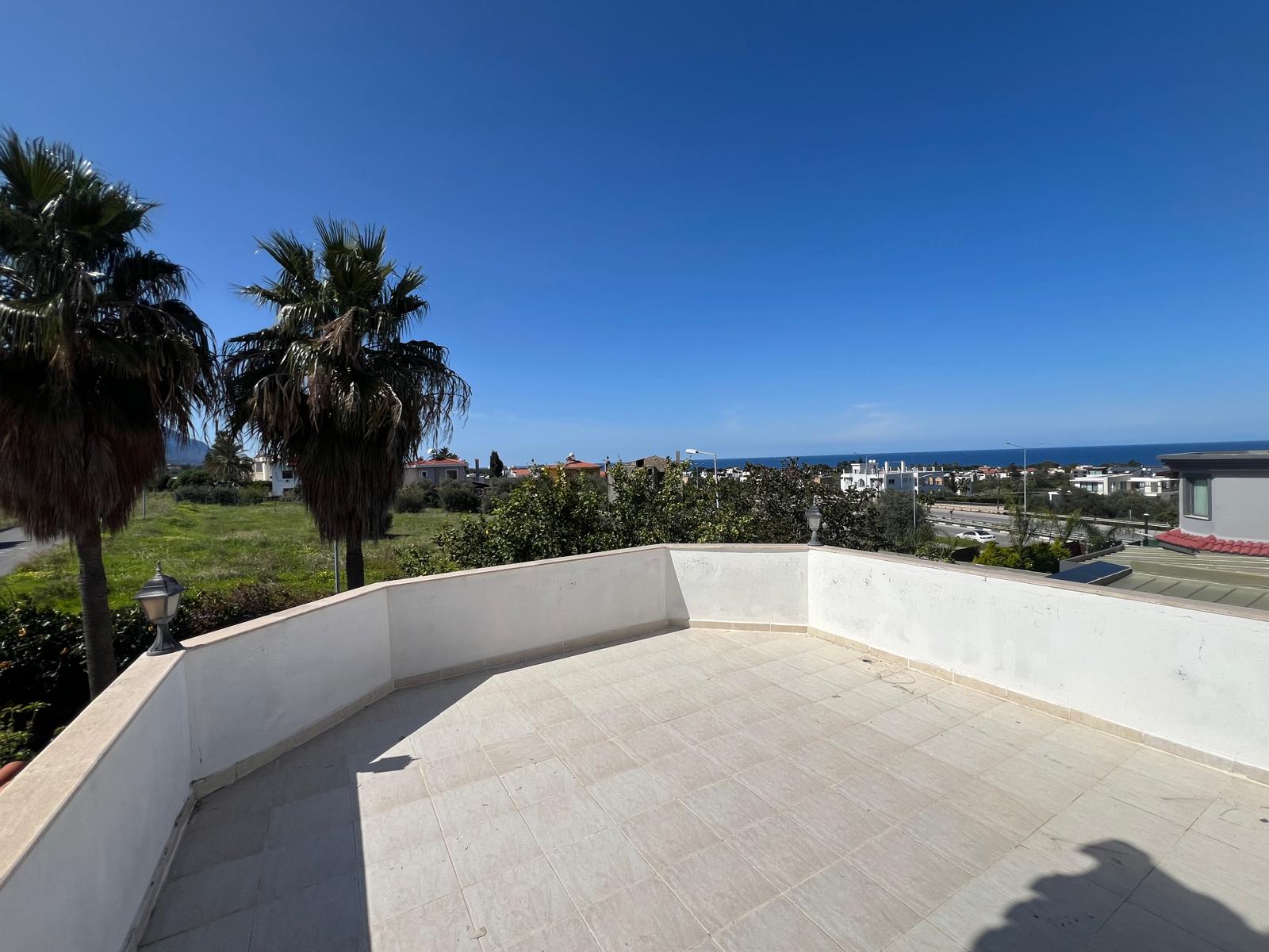 Beautiful 3 Bedroom Villa With Private Pool In The Heart Of Edremit