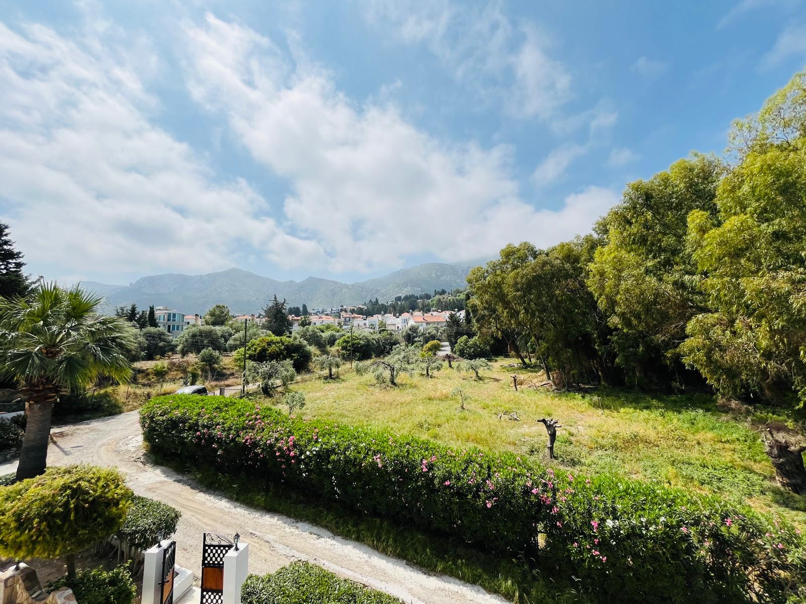 17. views Pre 74 Substantial 4 Bedroom, 4 Bathroom Villa With Heated Swimming Pool
