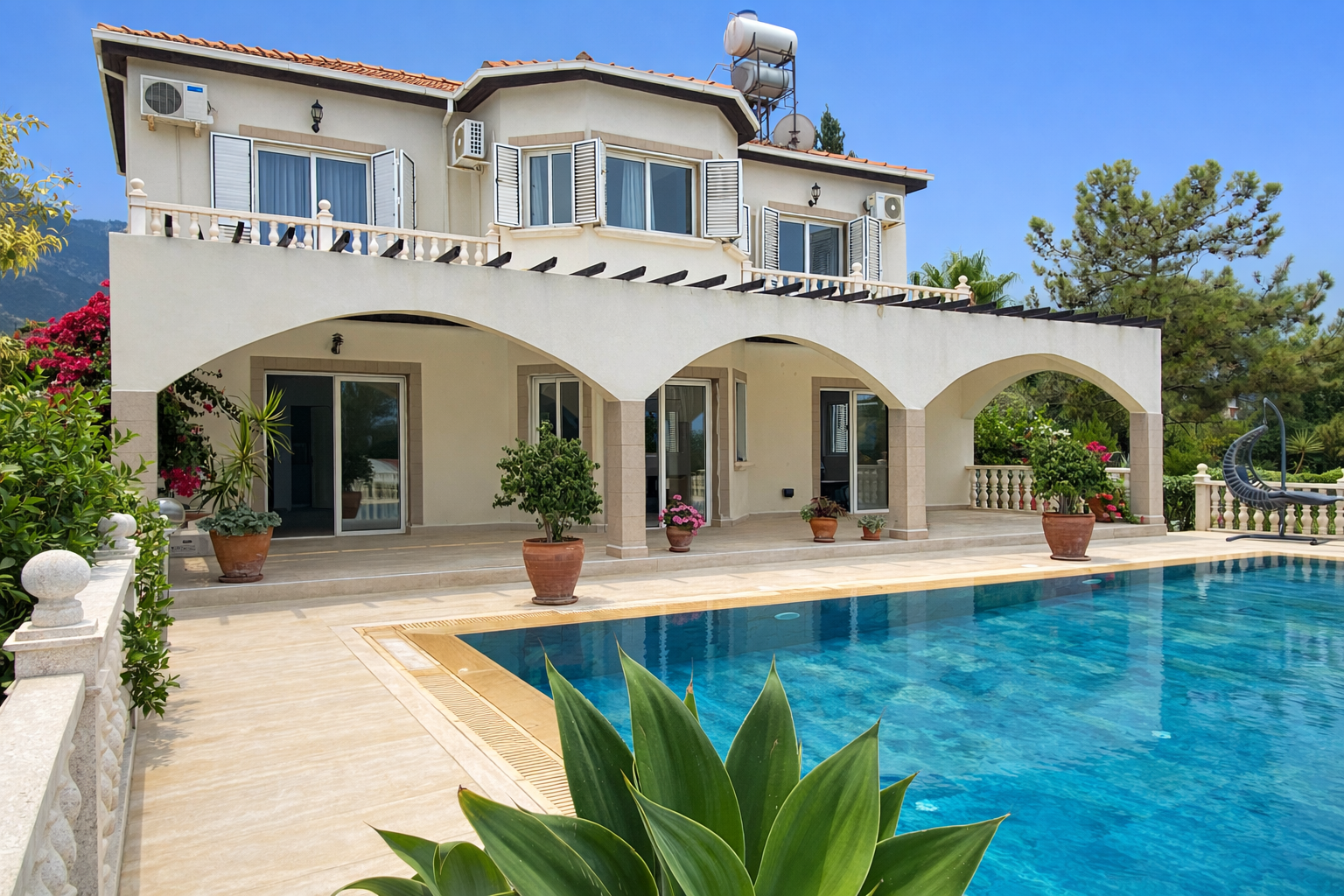 Newly Renovated Superb 4 Bedroom Villa In A Sought-After Area Of Catalkoy