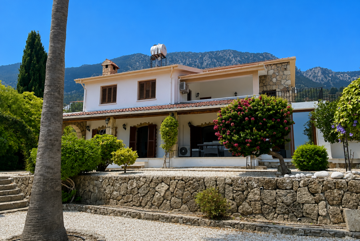 Stunning Turkish Title 4 Bedroom Villa With Spectacular Sea & Mountain Views In Lapta