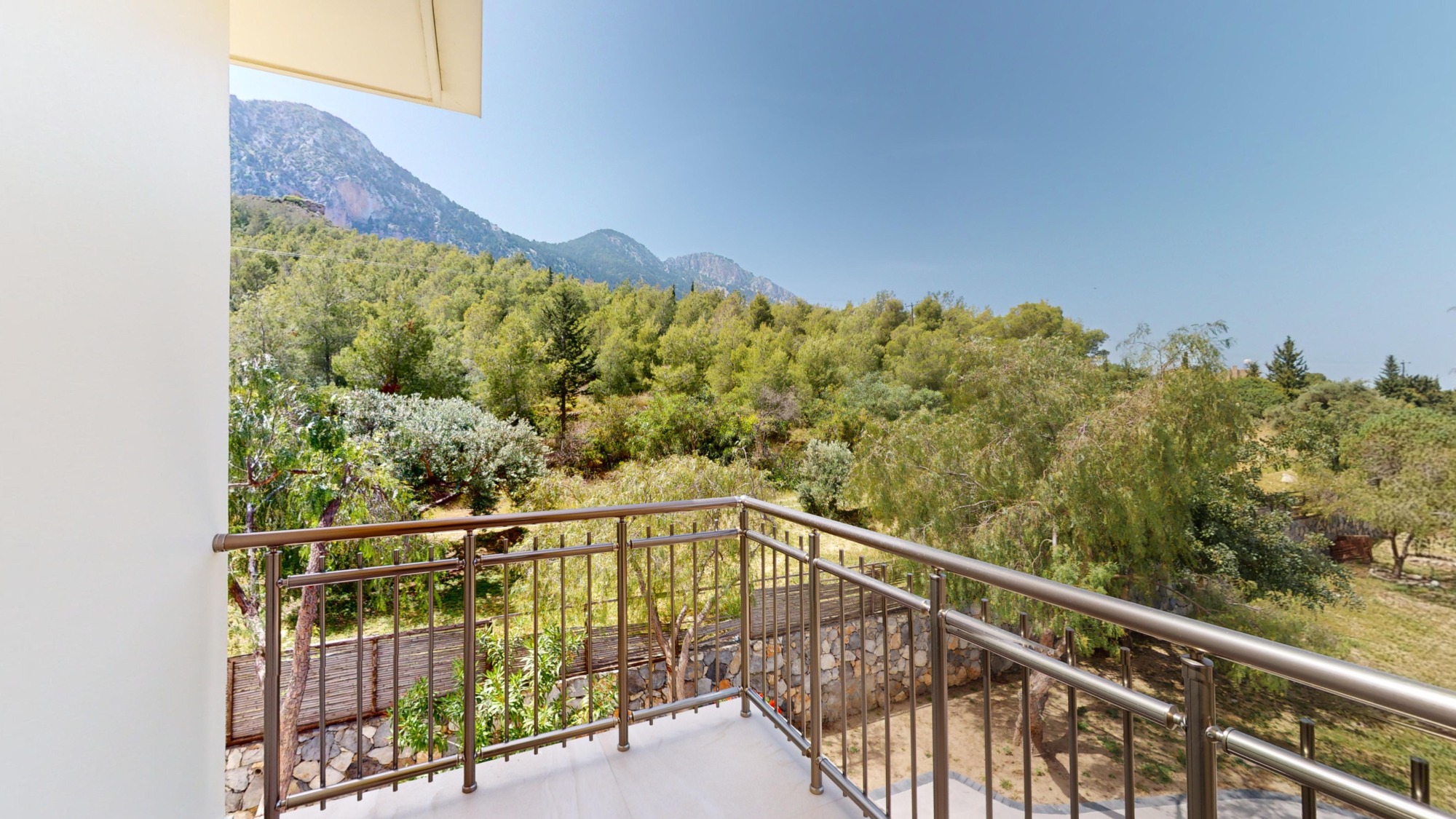 Luxurious 5 Bedroom Villa With Breathtaking Views, Private Pool and Full Solar System Set In 4166 Sqm Of Land