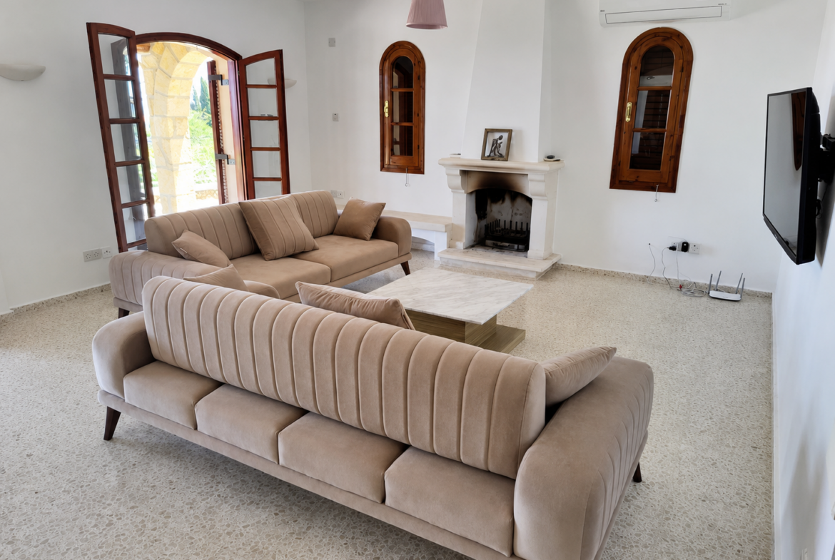 Stunning Turkish Title 4 Bedroom Villa With Spectacular Sea & Mountain Views In Lapta