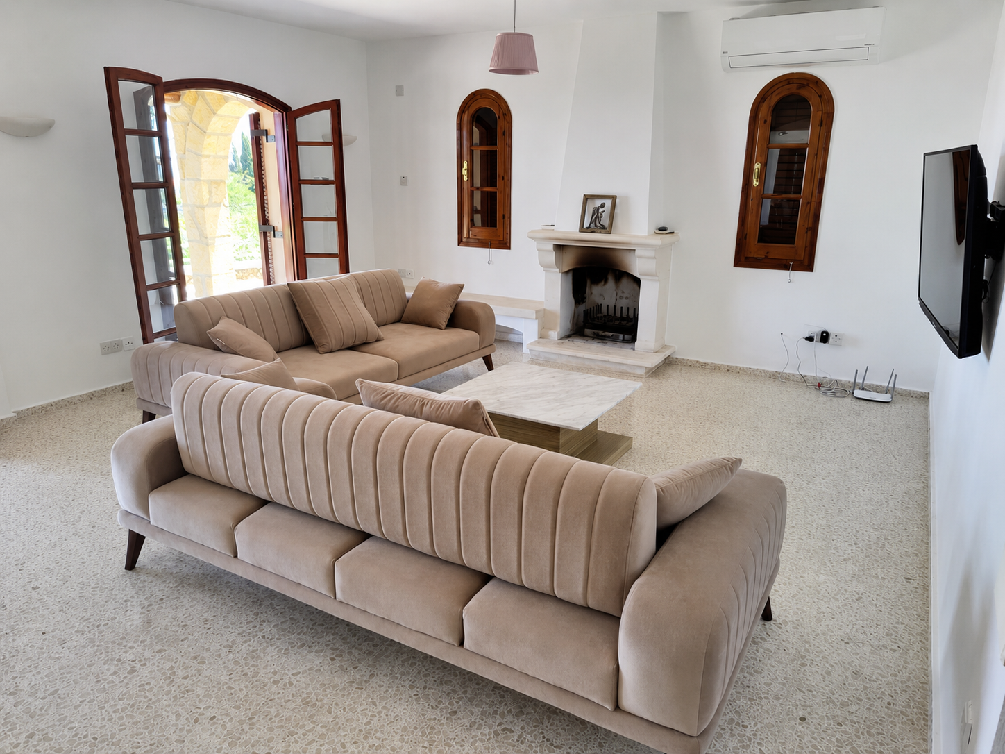 Stunning Turkish Title 4 Bedroom Villa With Spectacular Sea & Mountain Views In Lapta