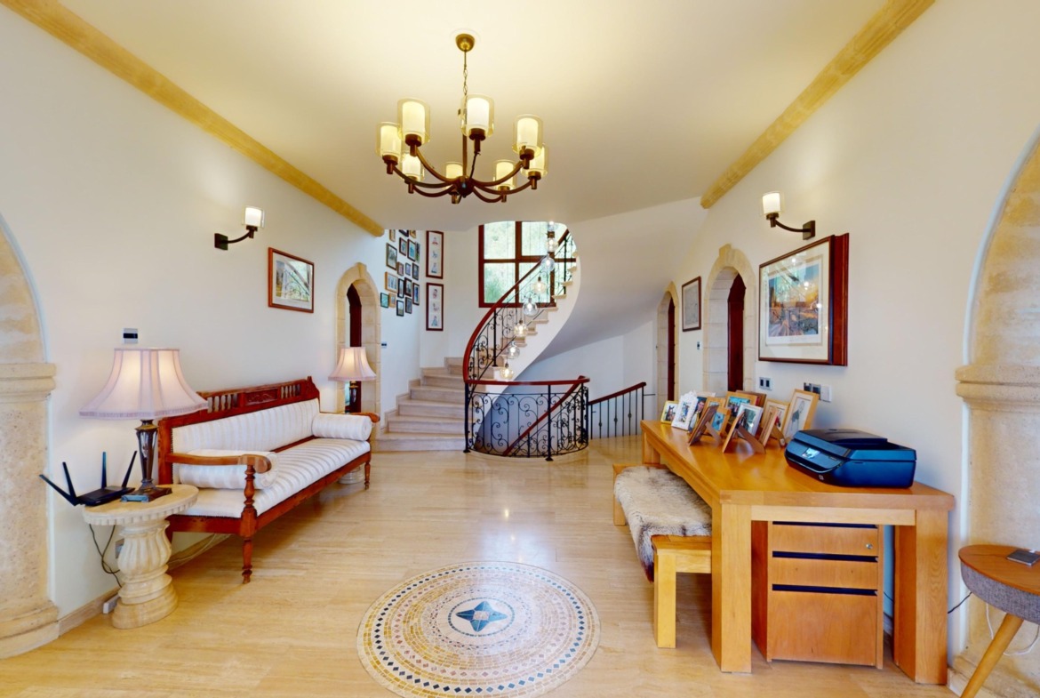 Luxurious 5 Bedroom Villa With Breathtaking Views, Private Pool and Full Solar System Set In 4166 Sqm Of Land