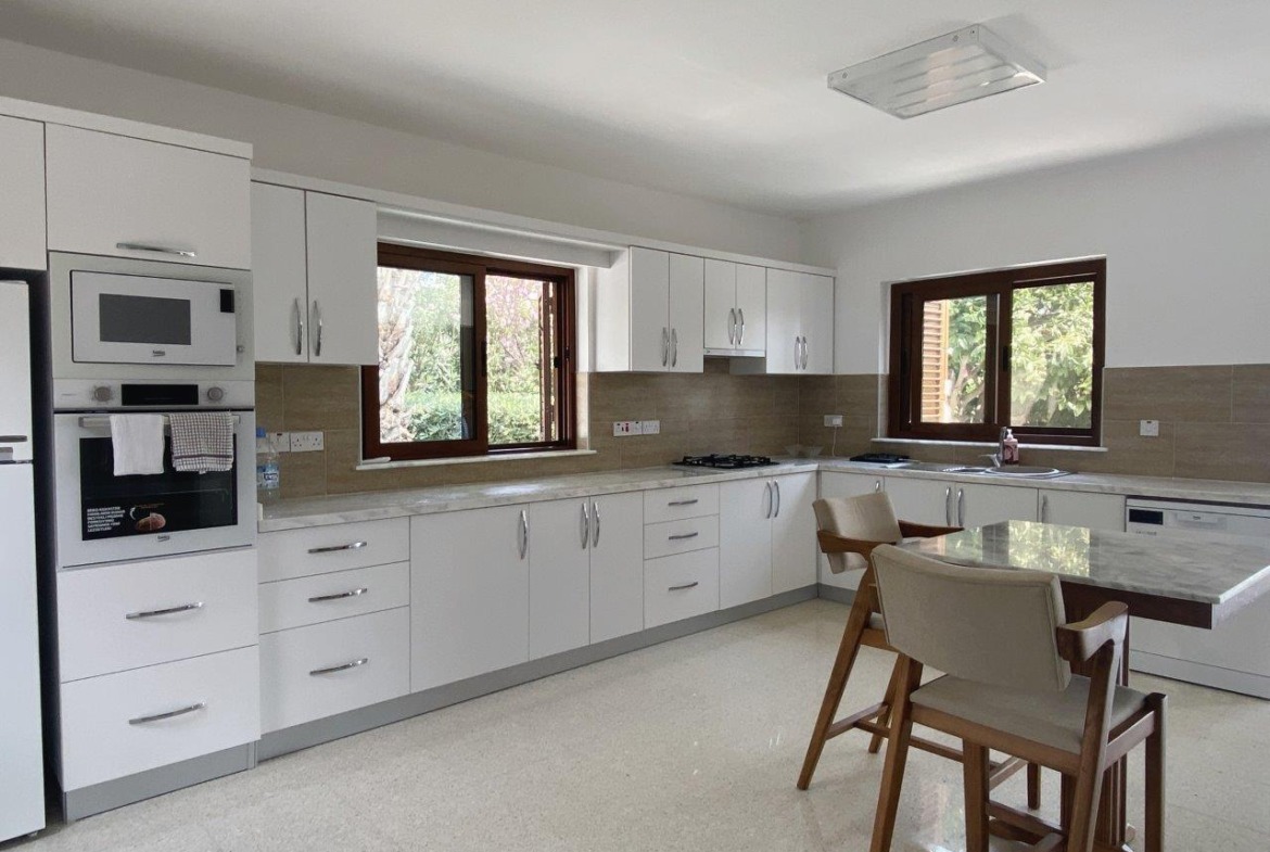 Stunning Turkish Title 4 Bedroom Villa With Spectacular Sea & Mountain Views In Lapta