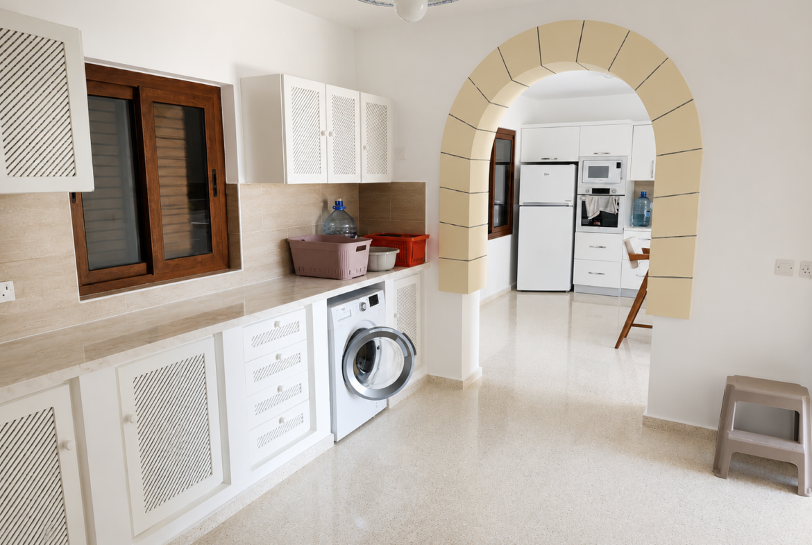 Stunning Turkish Title 4 Bedroom Villa With Spectacular Sea & Mountain Views In Lapta