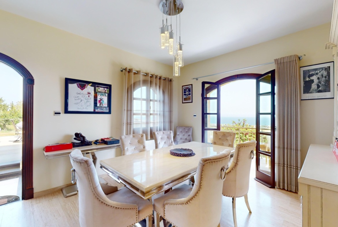 Luxurious 5 Bedroom Villa With Breathtaking Views, Private Pool and Full Solar System Set In 4166 Sqm Of Land