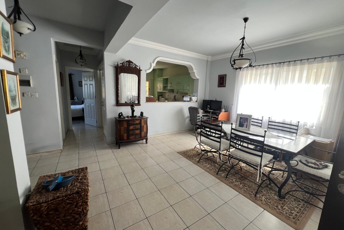Beautiful 3 Bedroom Villa With Private Pool In The Heart Of Edremit