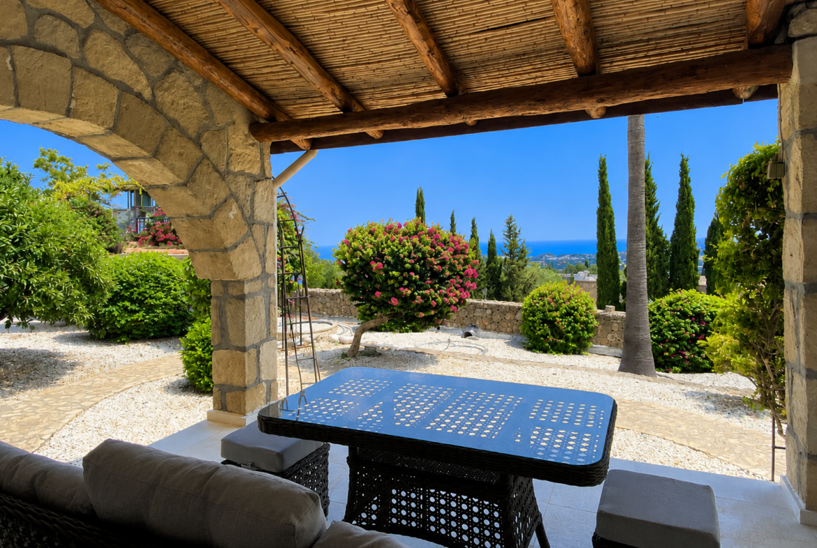 Stunning Turkish Title 4 Bedroom Villa With Spectacular Sea & Mountain Views In Lapta